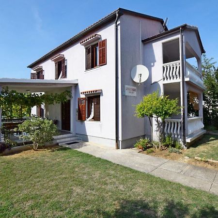 Apartments Keti Nin Bagian luar foto
